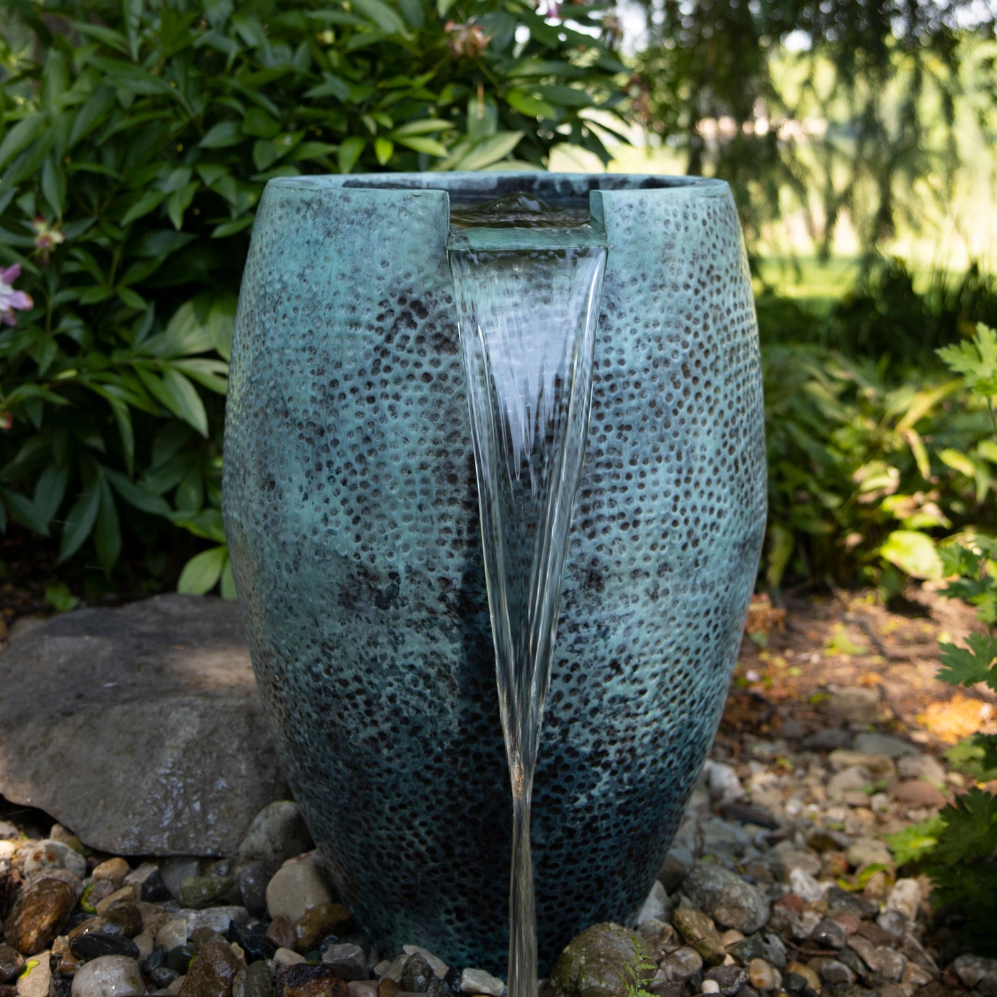 24" AURA VASE - 4" SPILLWAY